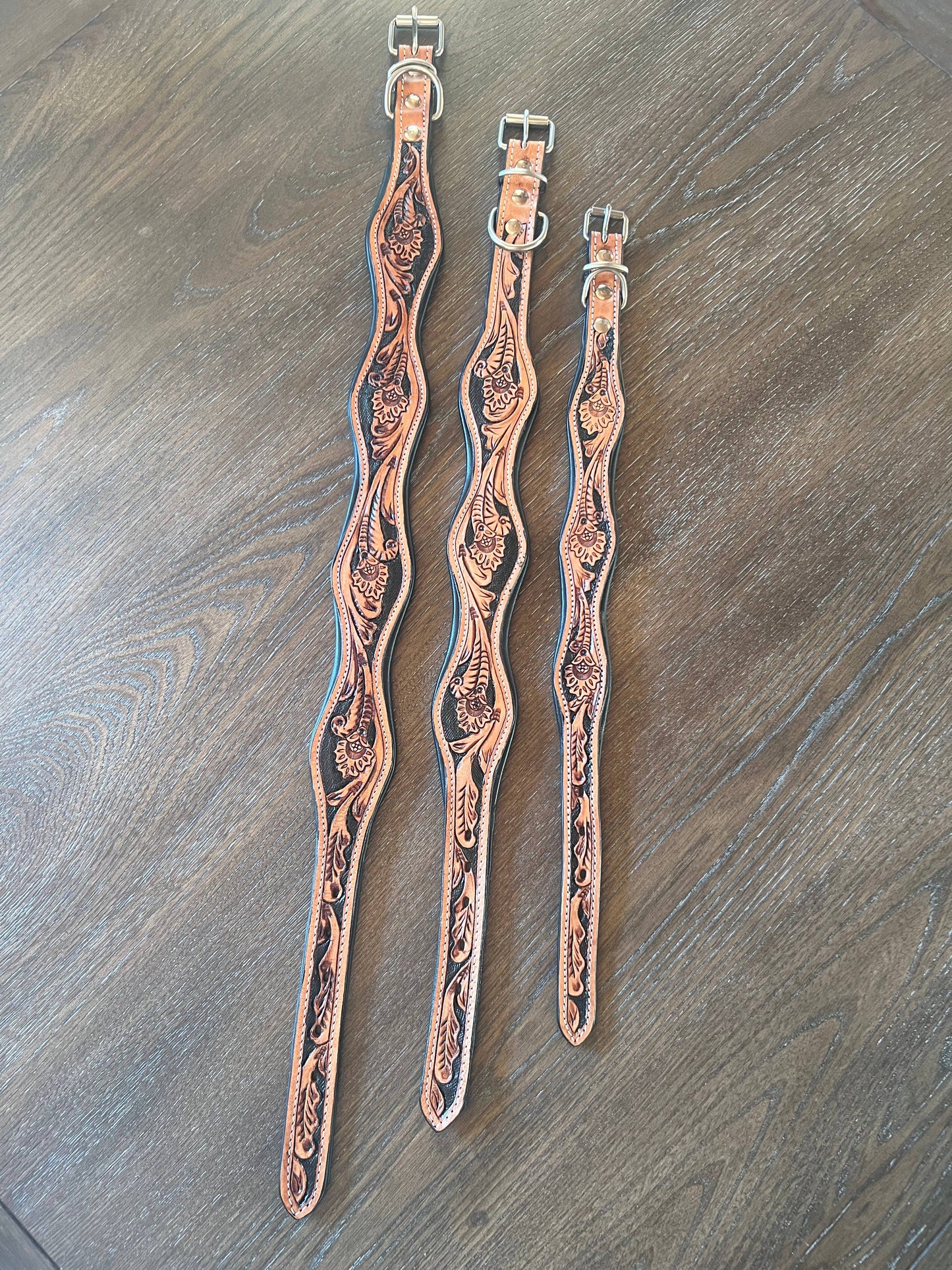 Tooled Leather Western Scalloped Floral Dog Collar